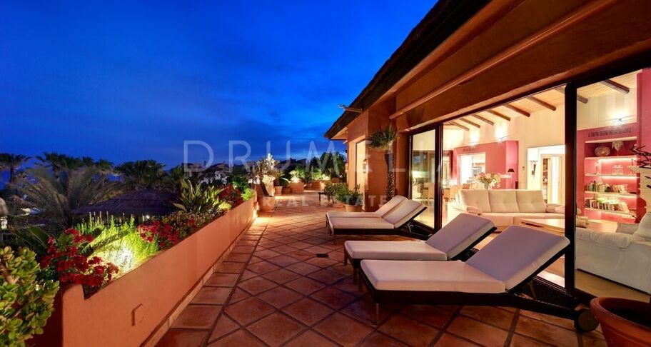 Ekskluzywny Penthouse Przy Plaży w Hotelu Kempinski, Estepona