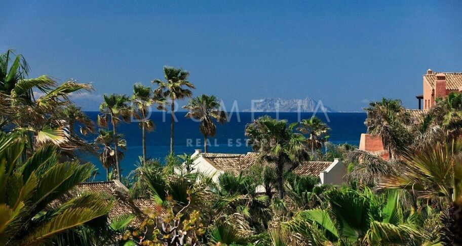 Ekskluzywny Penthouse Przy Plaży w Hotelu Kempinski, Estepona