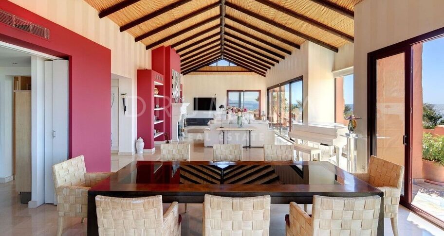 Ekskluzywny Penthouse Przy Plaży w Hotelu Kempinski, Estepona