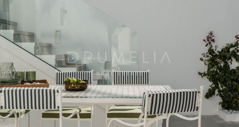 Lujo mediterráneo junto al mar en la Milla de Oro