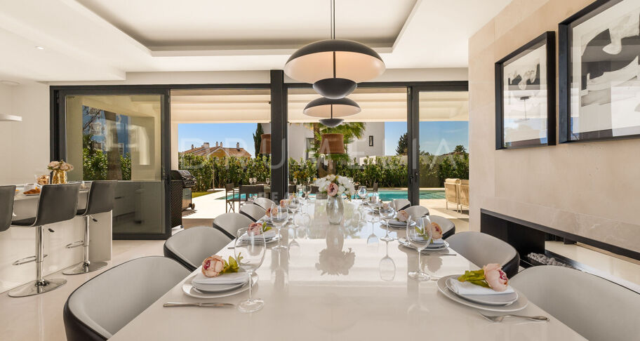 Moderne villa med oppvarmet basseng & badstue, El Paraíso, Esteponas Nye Gyldne Mil