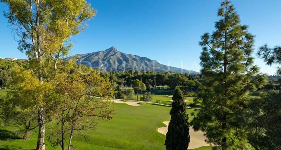 Propriété exceptionnelle de cinq chambres au cœur de la Vallée du Golf