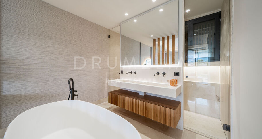 Exclusivo apartamento de obra nueva en Aloha, Marbella, con calidades de primer nivel cerca de Puerto Banús