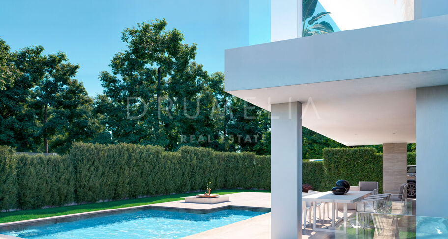 Moderne villa te koop in Estepona met dakterras