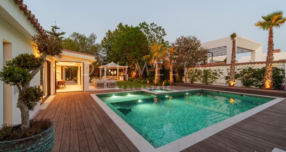 Private Contemporary Oasis in Puerto Banús
