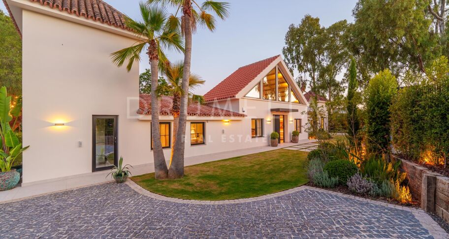 Private Contemporary Oasis in Puerto Banús