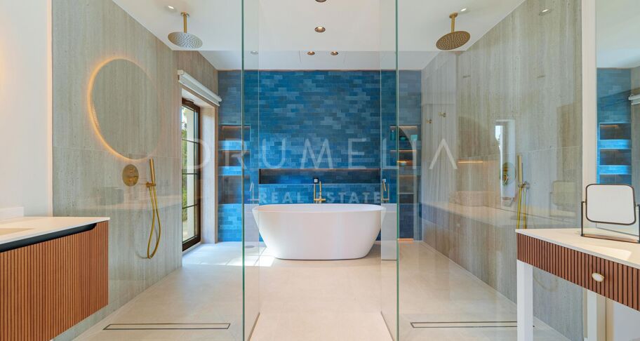 Private Contemporary Oasis in Puerto Banús