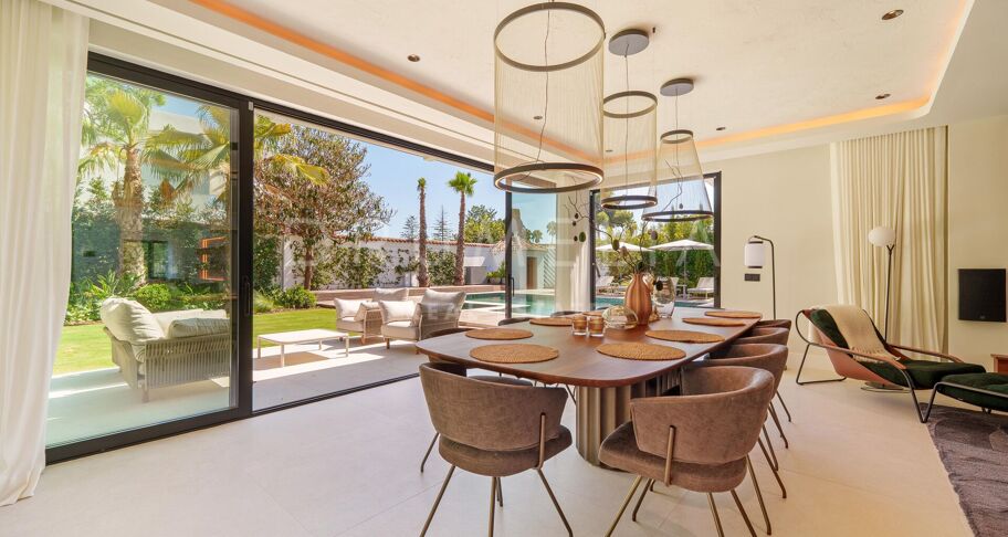 Private Contemporary Oasis in Puerto Banús