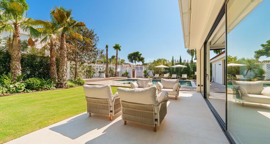 Private Contemporary Oasis in Puerto Banús