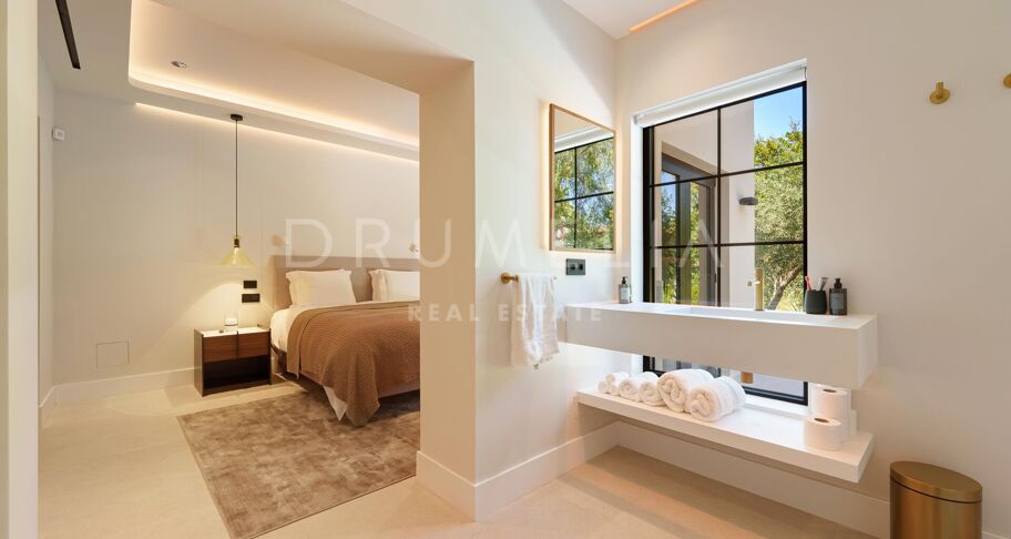 Private Contemporary Oasis in Puerto Banús
