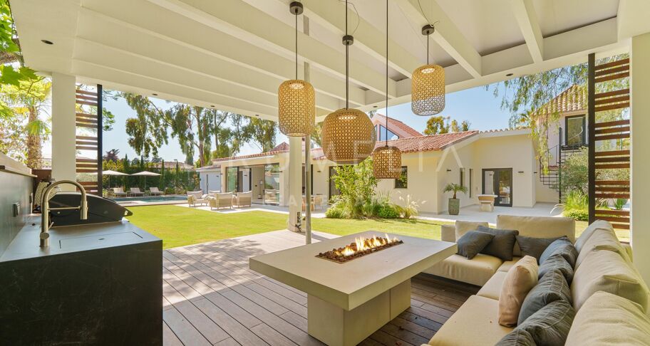 Private Contemporary Oasis in Puerto Banús