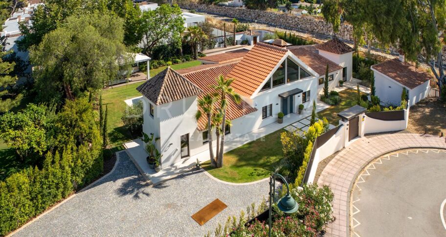 Private Contemporary Oasis in Puerto Banús