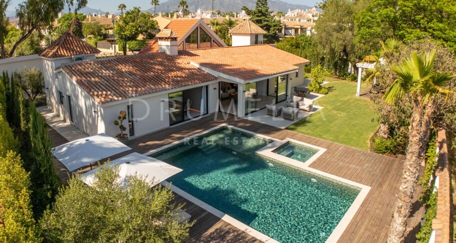 Private Contemporary Oasis in Puerto Banús