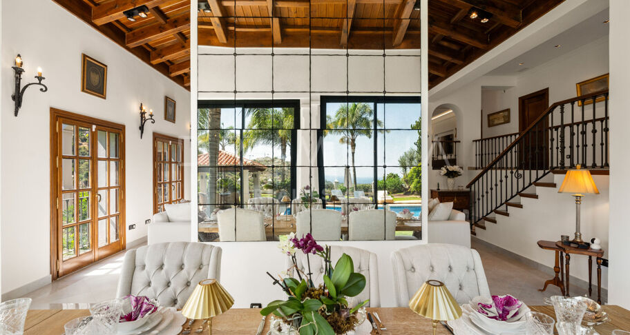 Andalusian Charm with Panoramic Horizons in El Madroñal, Benahavís