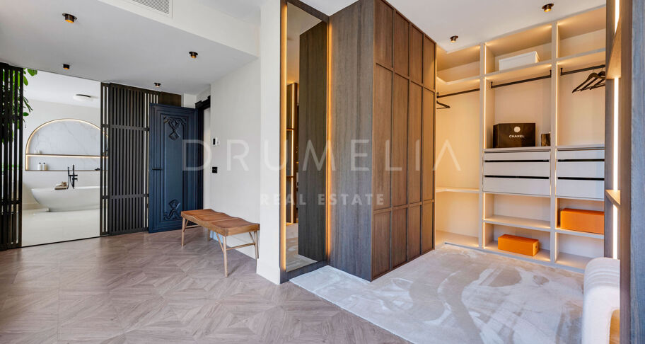 Luxury Renovated Villa with Andalusian Charm Just Minutes from Puerto Banús