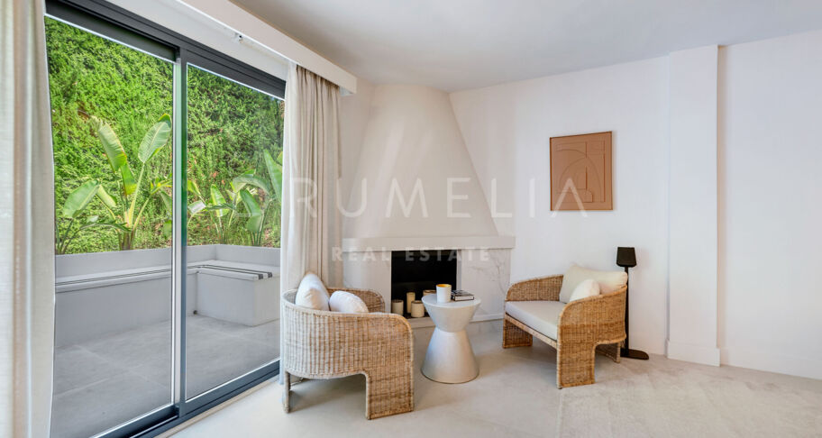 Luxury Renovated Villa with Andalusian Charm Just Minutes from Puerto Banús
