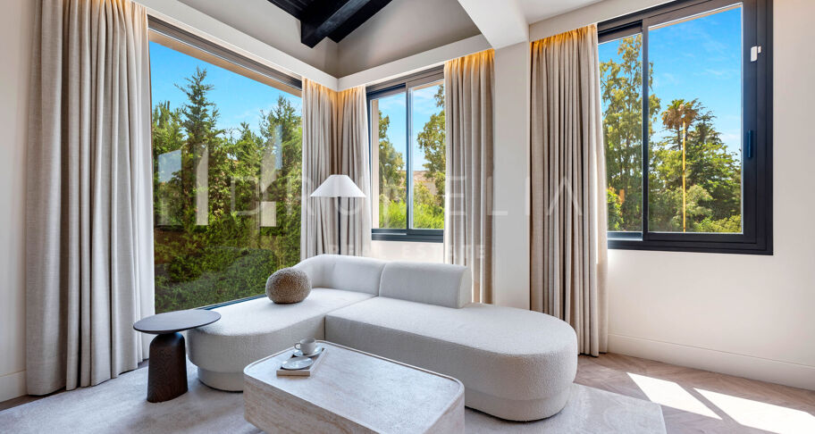 Luxury Renovated Villa with Andalusian Charm Just Minutes from Puerto Banús