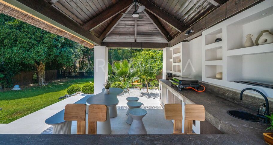 Luxury Renovated Villa with Andalusian Charm Just Minutes from Puerto Banús