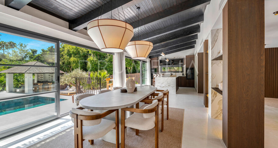 Luxury Renovated Villa with Andalusian Charm Just Minutes from Puerto Banús
