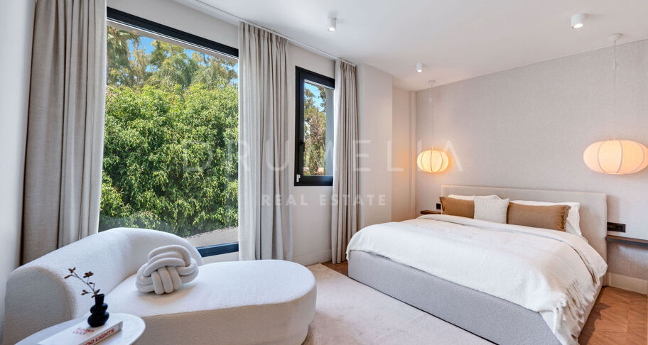 Luxury Renovated Villa with Andalusian Charm Just Minutes from Puerto Banús