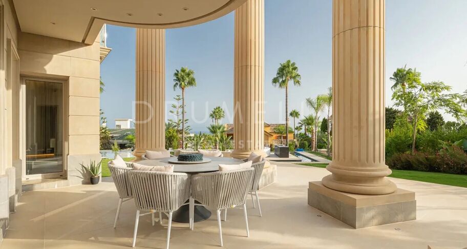 Hedendaagse Palaciale Villa met Panoramisch Uitzicht in Sierra Blanca, Marbella