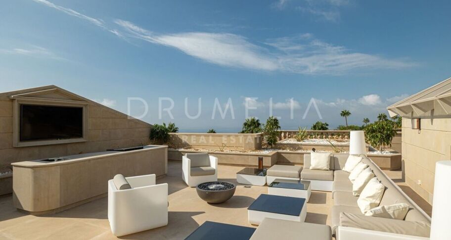 Hedendaagse Palaciale Villa met Panoramisch Uitzicht in Sierra Blanca, Marbella