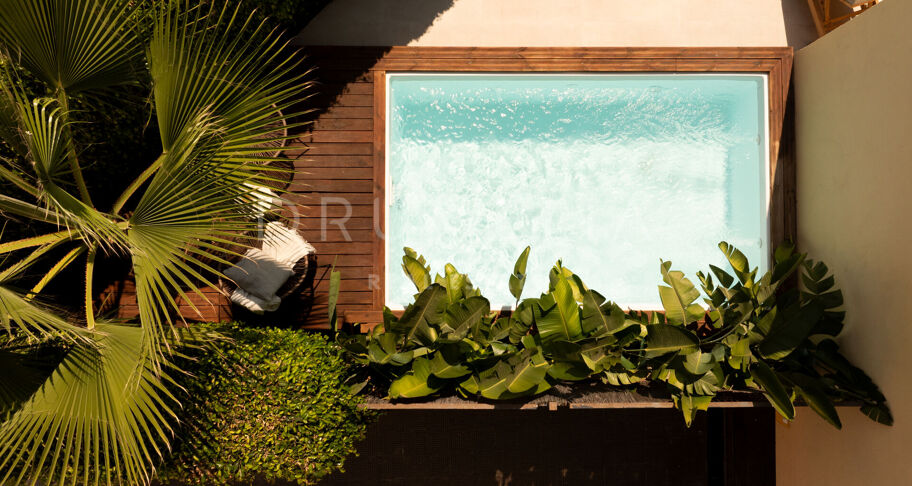 Town House for sale in Azalea Beach, Marbella - Puerto Banus