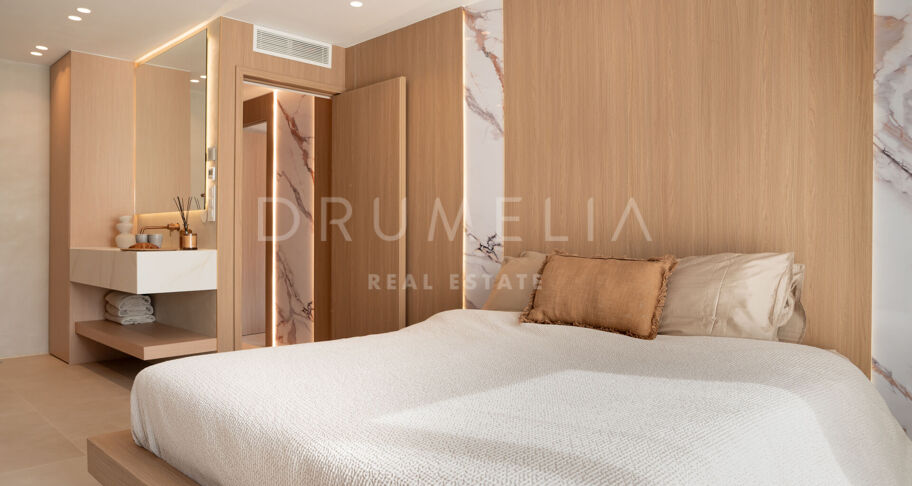 Town House for sale in Azalea Beach, Marbella - Puerto Banus