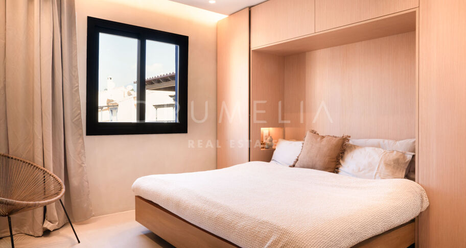 Town House for sale in Azalea Beach, Marbella - Puerto Banus