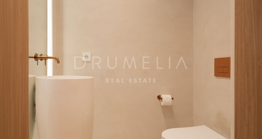 Town House for sale in Azalea Beach, Marbella - Puerto Banus