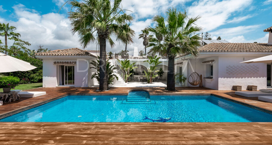 Villa Caribe - Charming and cozy luxury villa close to Mediterranean Sea in Marbesa, Marbella East
