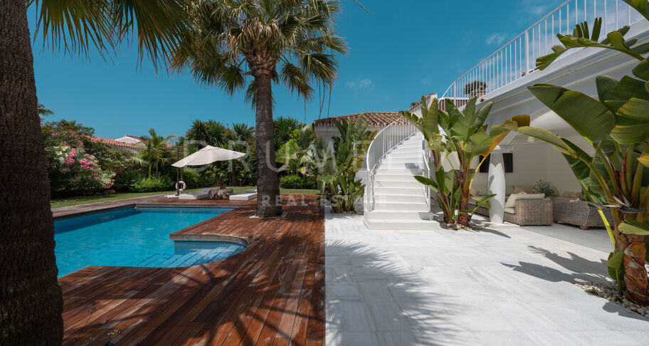Villa Caribe - Charming and cozy luxury villa close to Mediterranean Sea in Marbesa, Marbella East