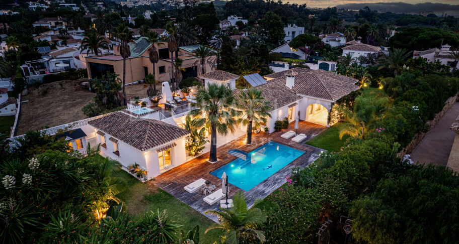 Villa Caribe - Charming and cozy luxury villa close to Mediterranean Sea in Marbesa, Marbella East