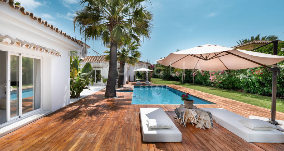 Villa Caribe - Charming and cozy luxury villa close to Mediterranean Sea in Marbesa, Marbella East