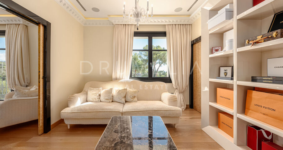 Palace Blanc – landhuis met panoramisch zeezicht in Hacienda Las Chapas, Marbella East