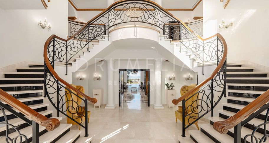Palace Blanc – landhuis met panoramisch zeezicht in Hacienda Las Chapas, Marbella East