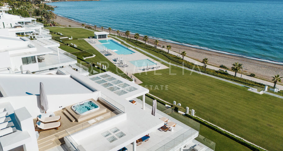 EMARE JADE -Brand new luxury seafront penthouse with stunning open sea views in Emare Beach Estepona