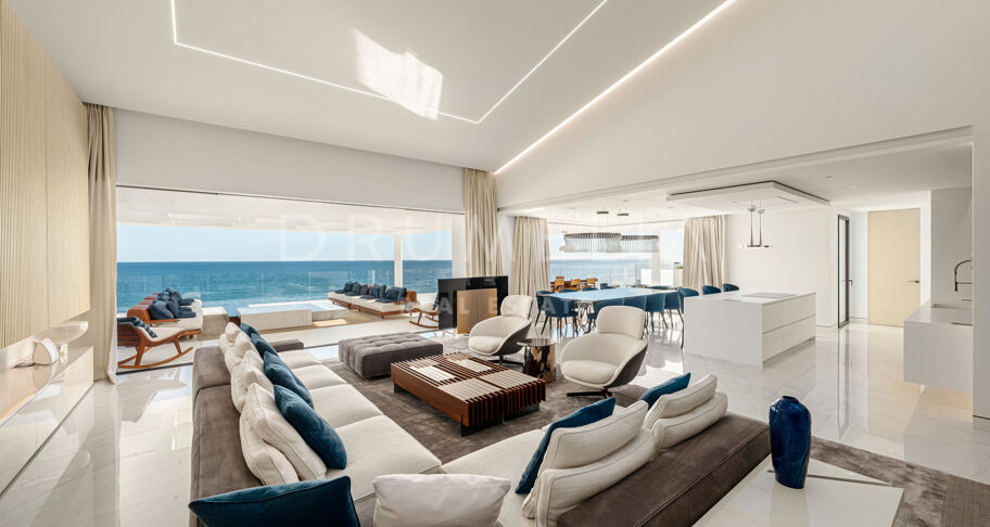 EMARE JADE -Brand new luxury seafront penthouse with stunning open sea views in Emare Beach Estepona