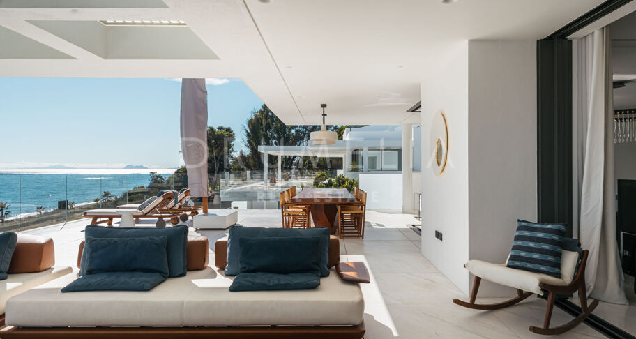 EMARE JADE -Brand new luxury seafront penthouse with stunning open sea views in Emare Beach Estepona
