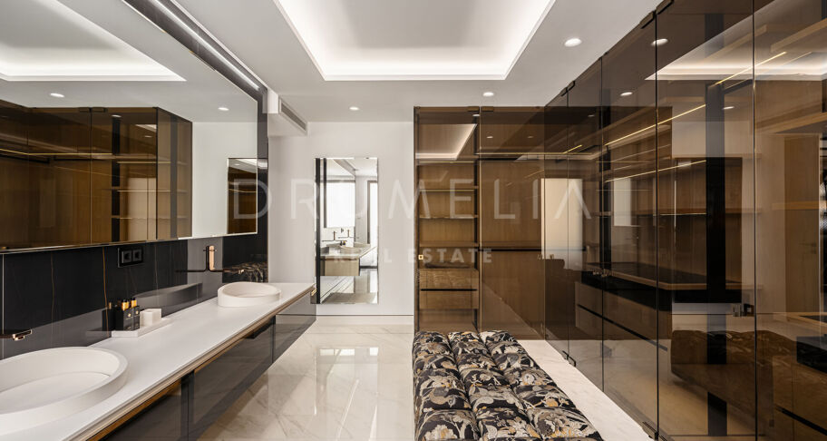 EMARE JADE -Brand new luxury seafront penthouse with stunning open sea views in Emare Beach Estepona
