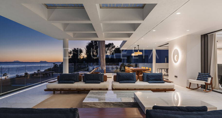 EMARE JADE -Brand new luxury seafront penthouse with stunning open sea views in Emare Beach Estepona