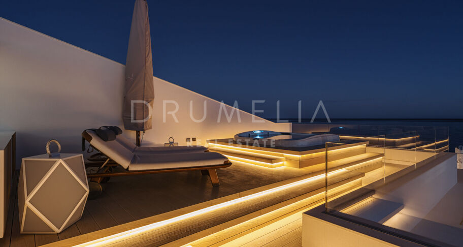 EMARE JADE -Brand new luxury seafront penthouse with stunning open sea views in Emare Beach Estepona