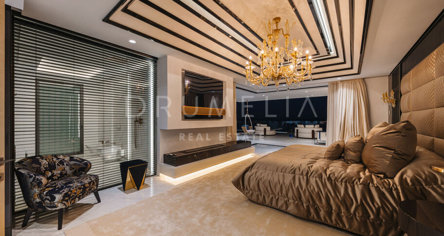 EMARE JADE -Brand new luxury seafront penthouse with stunning open sea views in Emare Beach Estepona