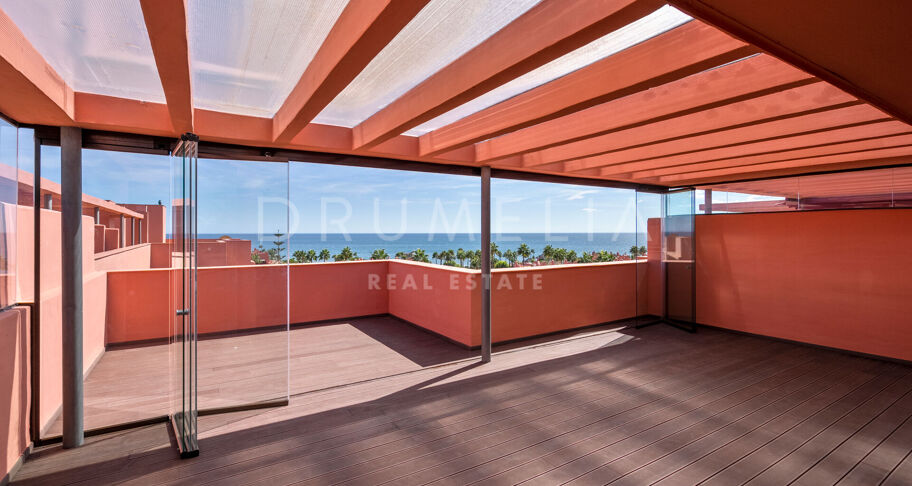 Modern luxury beachside penthouse with panoramic view in Las Salinas, New Golden Mile of Estepona