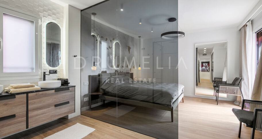 Modern luxury beachside penthouse with panoramic view in Las Salinas, New Golden Mile of Estepona