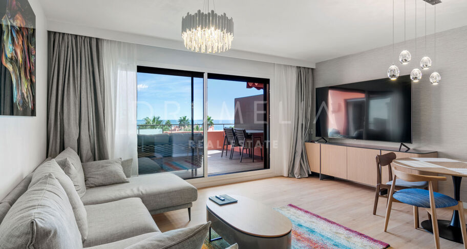 Modern luxury beachside penthouse with panoramic view in Las Salinas, New Golden Mile of Estepona