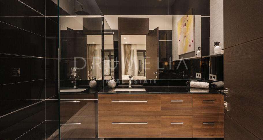 Villa Shiro: Truly Breath-taking Modern Mansion with Wow-Factor in High-End La Zagaleta, Benahavis