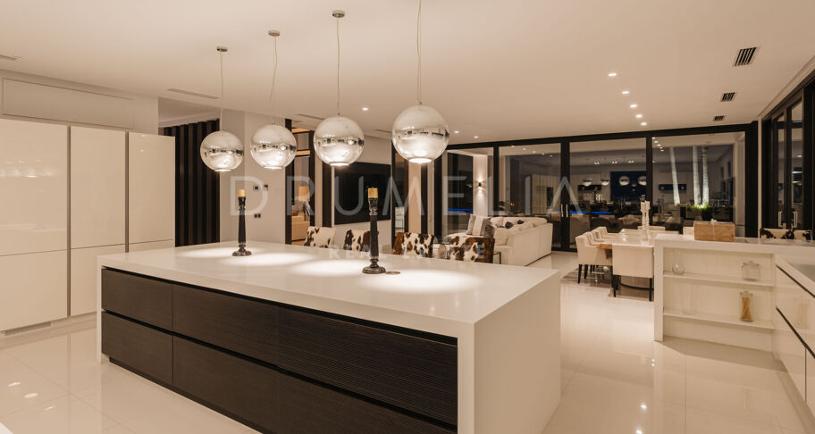 Villa Shiro: Truly Breath-taking Modern Mansion with Wow-Factor in High-End La Zagaleta, Benahavis