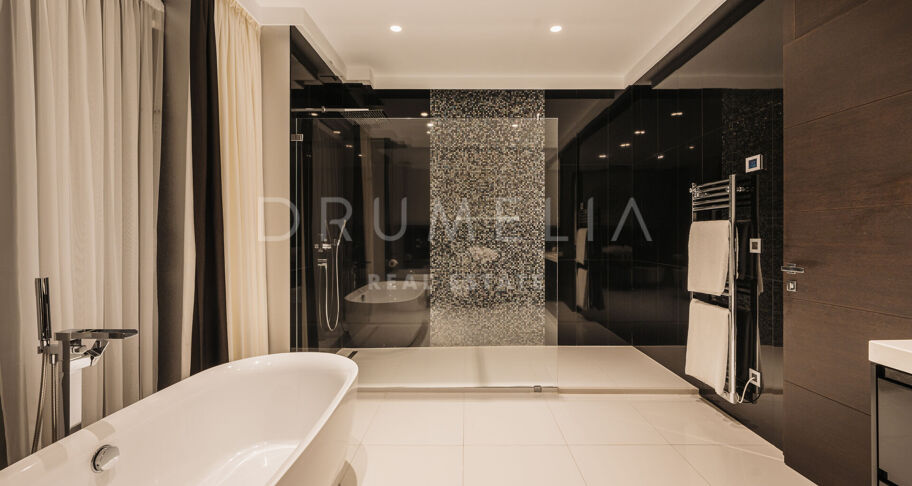 Villa Shiro: Truly Breath-taking Modern Mansion with Wow-Factor in High-End La Zagaleta, Benahavis