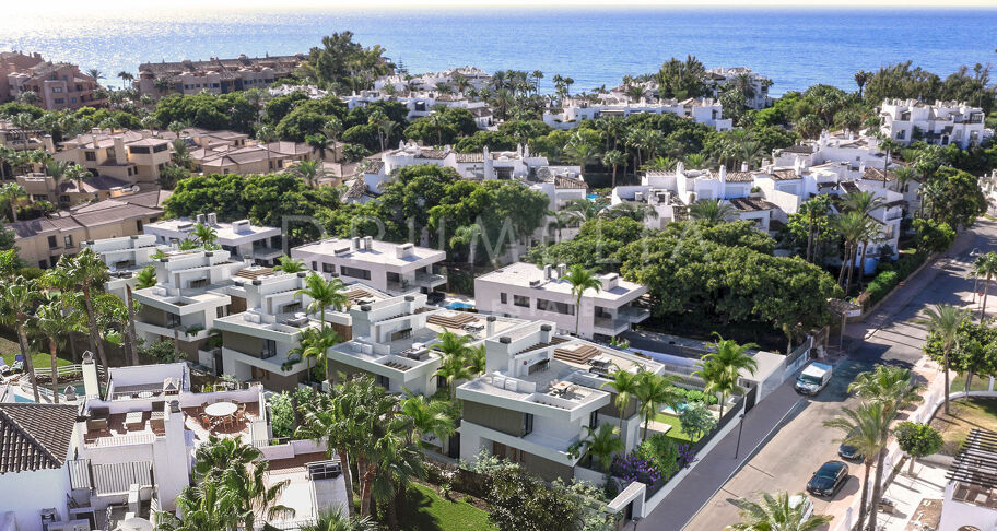 Modern high-end villa project with luxury amenities and avant-garde touches in Puerto Banus,Marbella